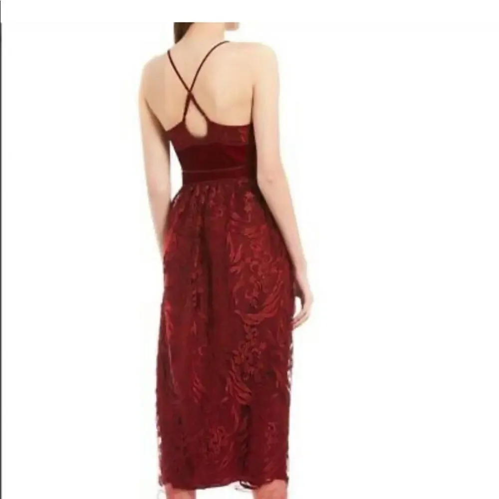 New Max Studio Lace Dress‎